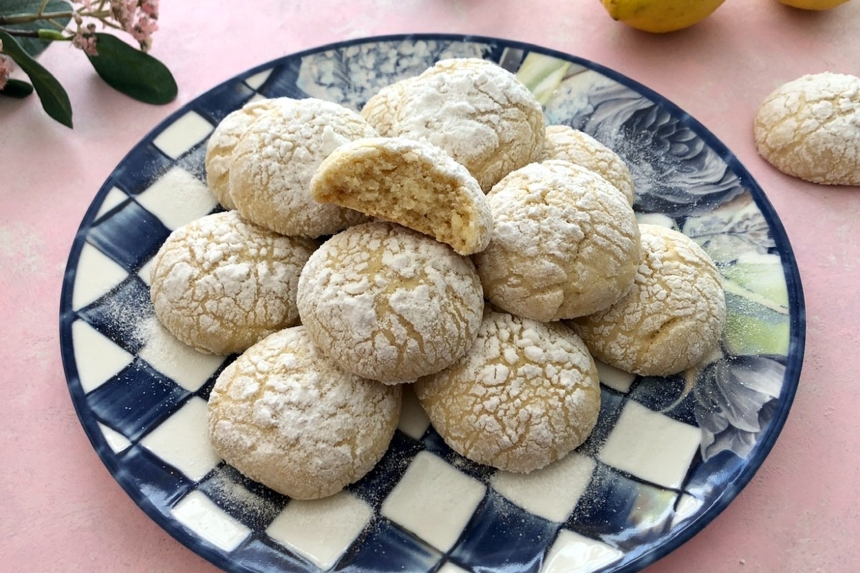 Lezzetinden Çatlamış: Limonlu Çatlak Kurabiye