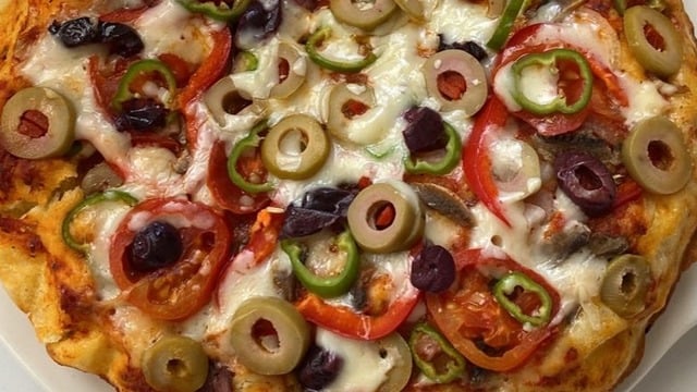 Fırına Gerek Duymaz: Tavada Kolay Pizza