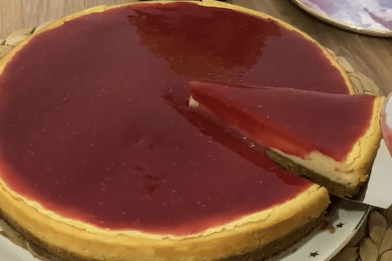 Mükemmel Uyum: Frambuazlı Cheesecake