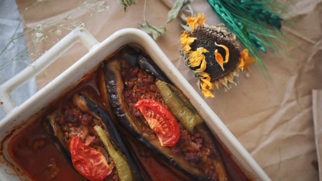 O Bir Klasik: Fırında Karnıyarık