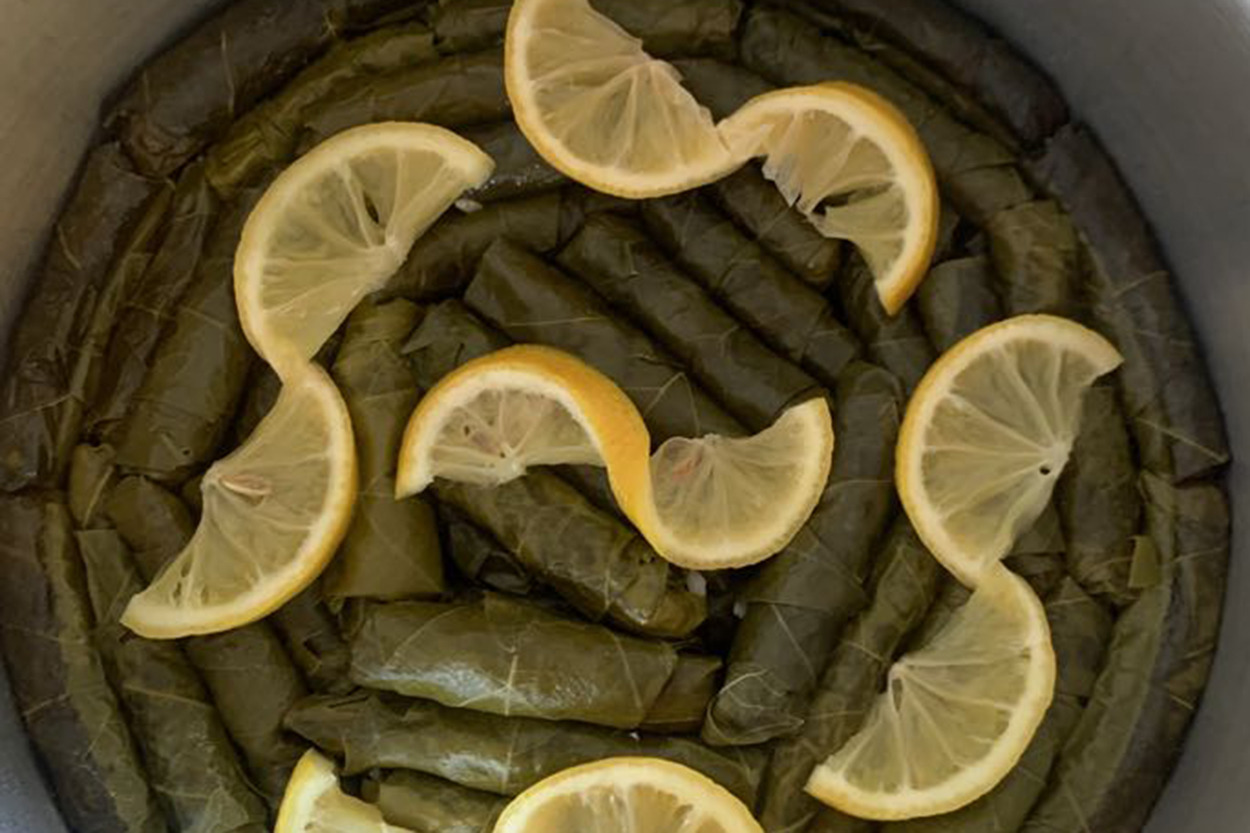Baharatlı ve Ekşili: Yaprak Sarması