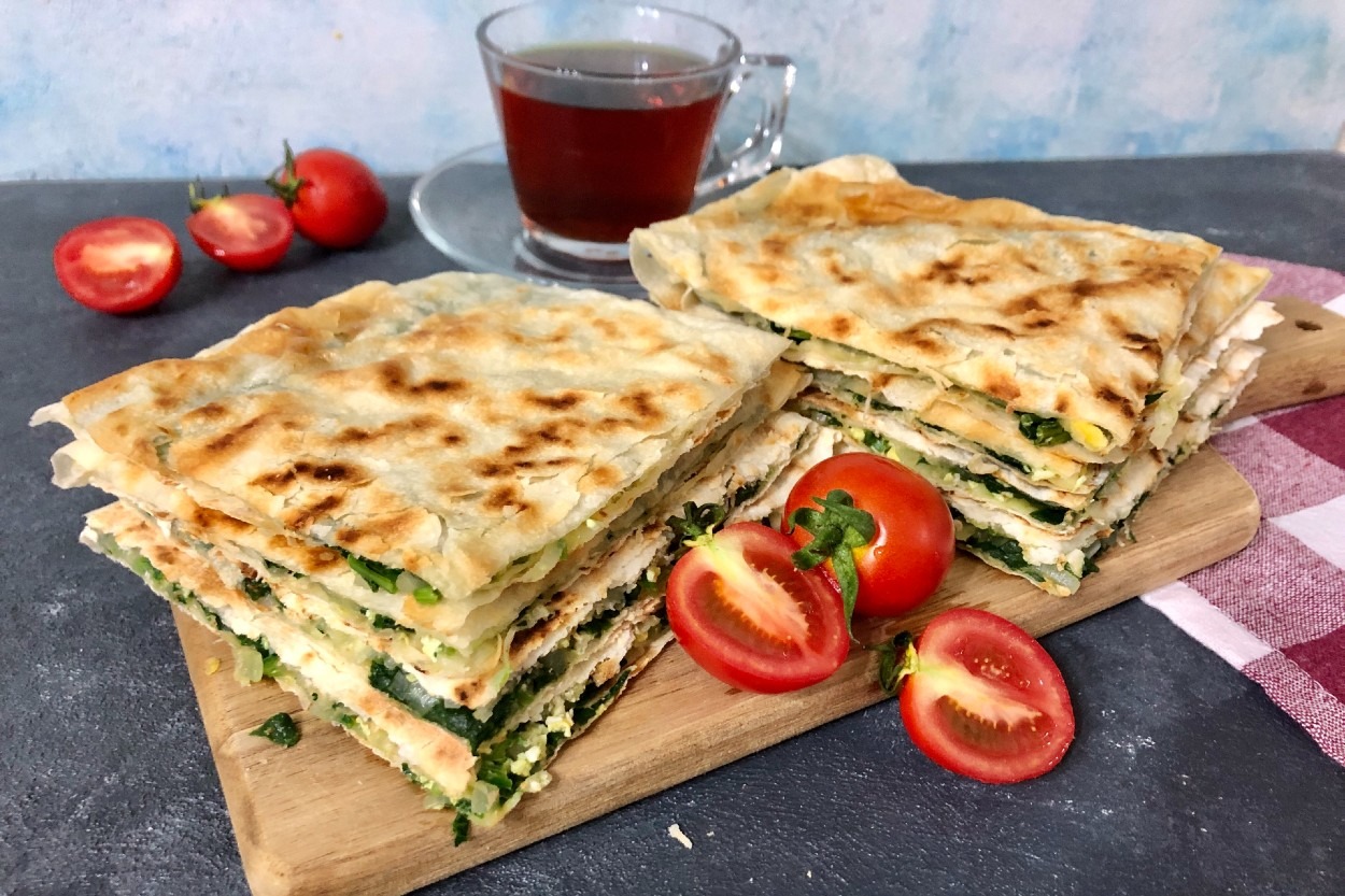 Hamur Açmadan: Ispanaklı Gözleme