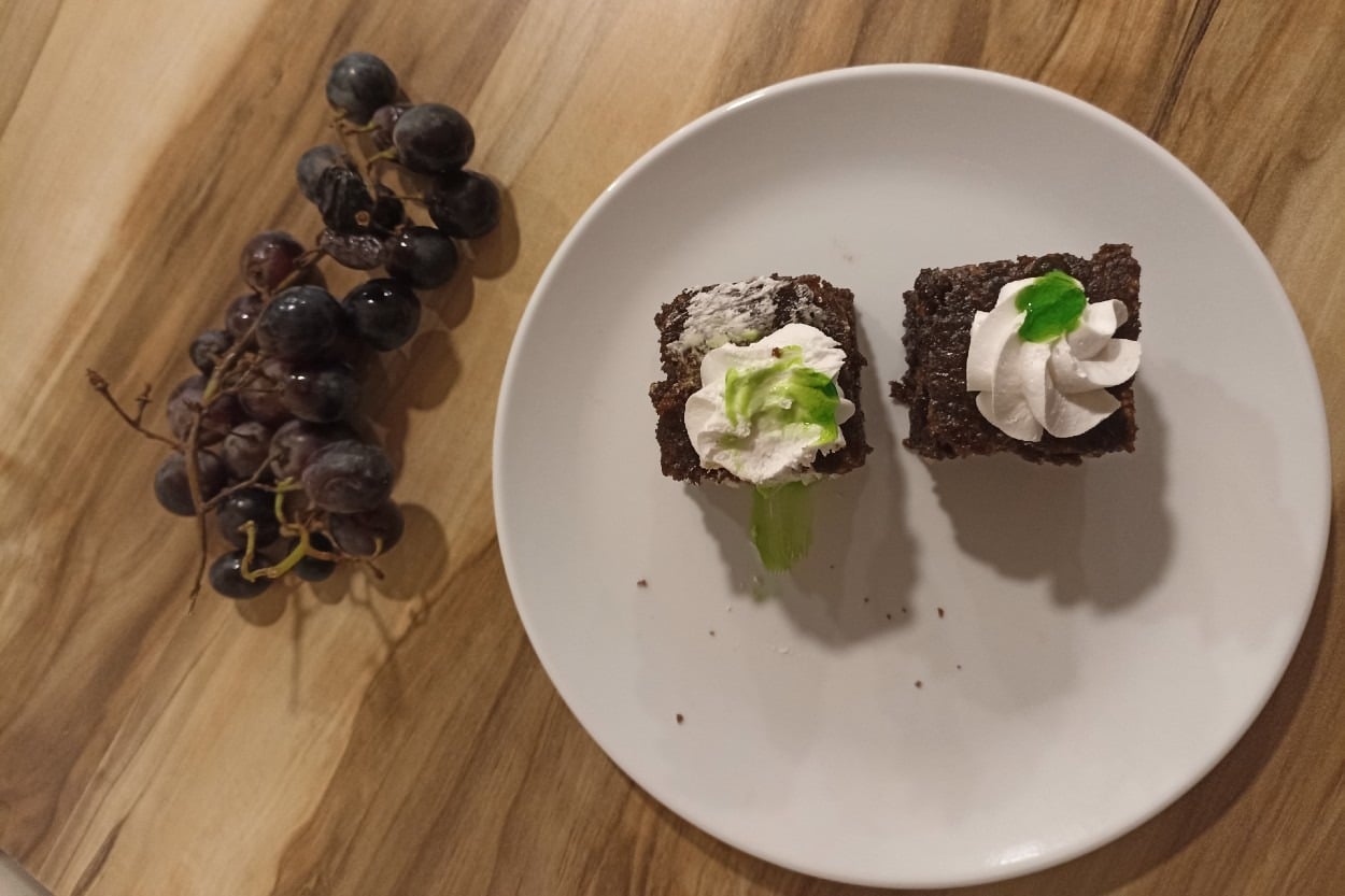 Ölçüsü Tam: Pastane Usulü Brownie