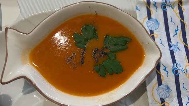 Tencereler Kaynasın: Et Sulu Domates Çorbası