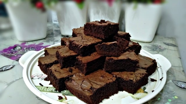 İçi Yumuşacık ve Islak: Tam Ölçülü Browni
