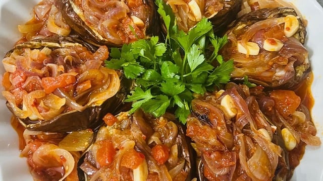 Üstelik Kızartmadan: Porsiyonluk İmam Bayıldı