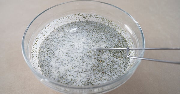 pratik-ayran-asi-corbasi-asama4-yemekcom