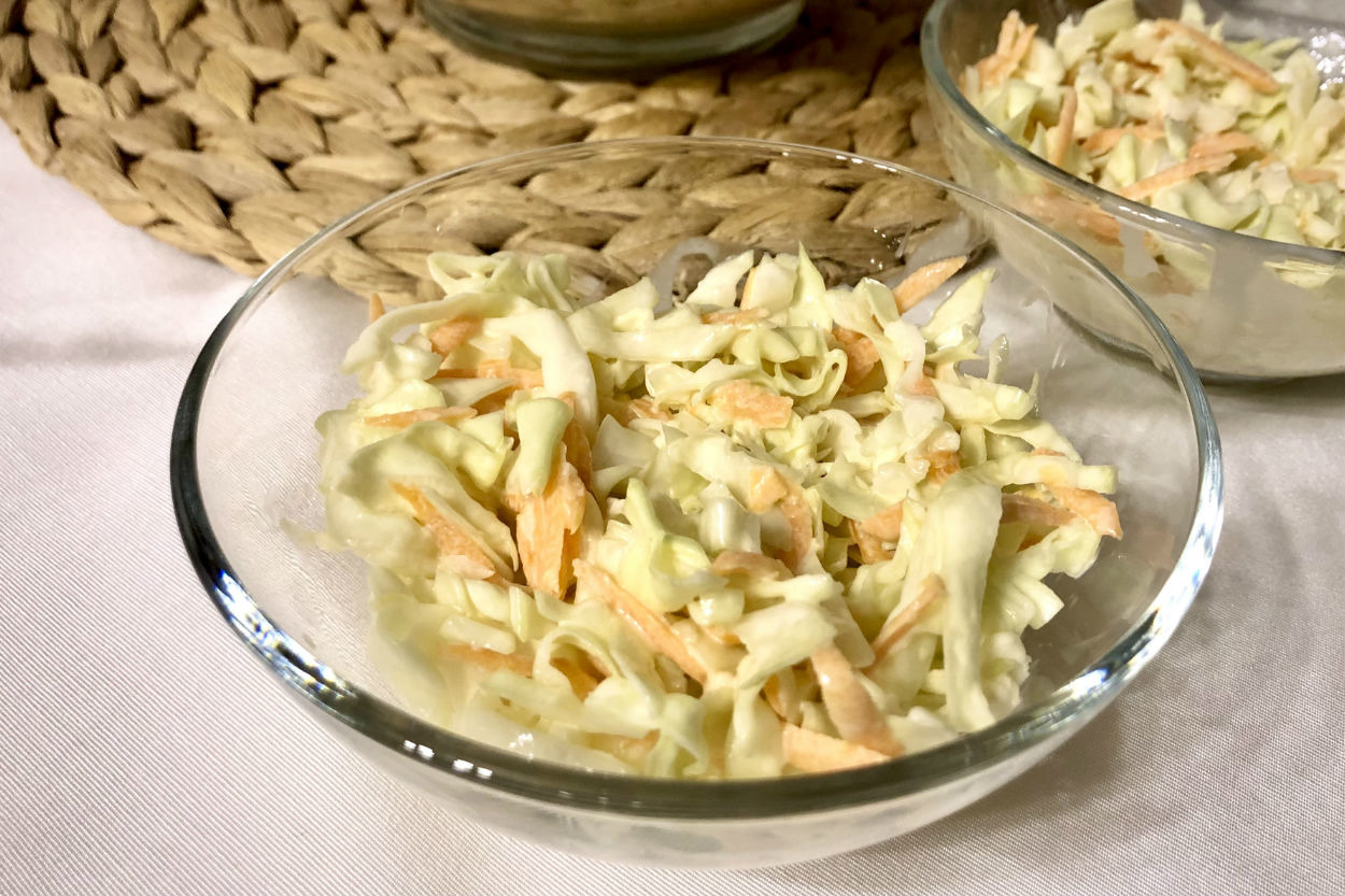 Coleslaw Salad: Lahana Salatası