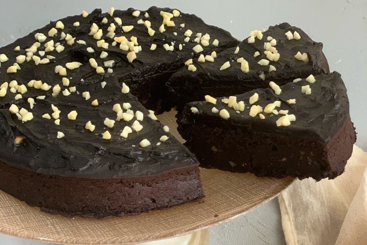 Yağsız Üstelik: Şekersiz Vegan Çikolatalı Browni