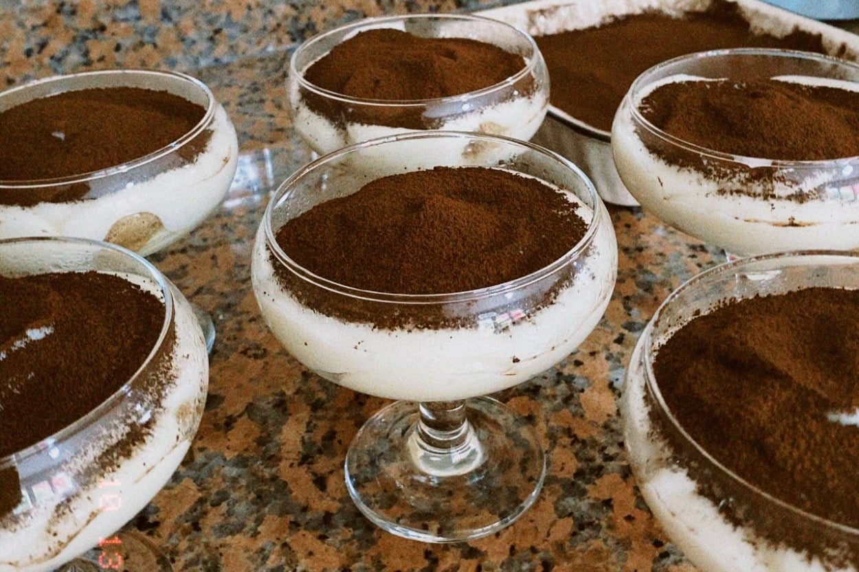 Evdeki Malzemelerle: Kolay Tiramisu