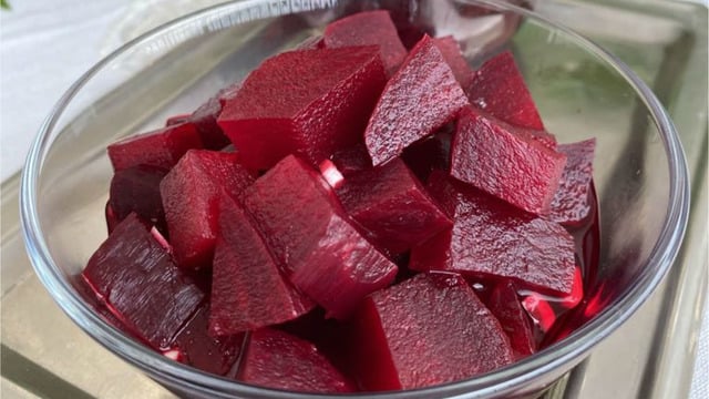Vitamin ve Mineral Deposu: Kırmızı Pancar Turşusu