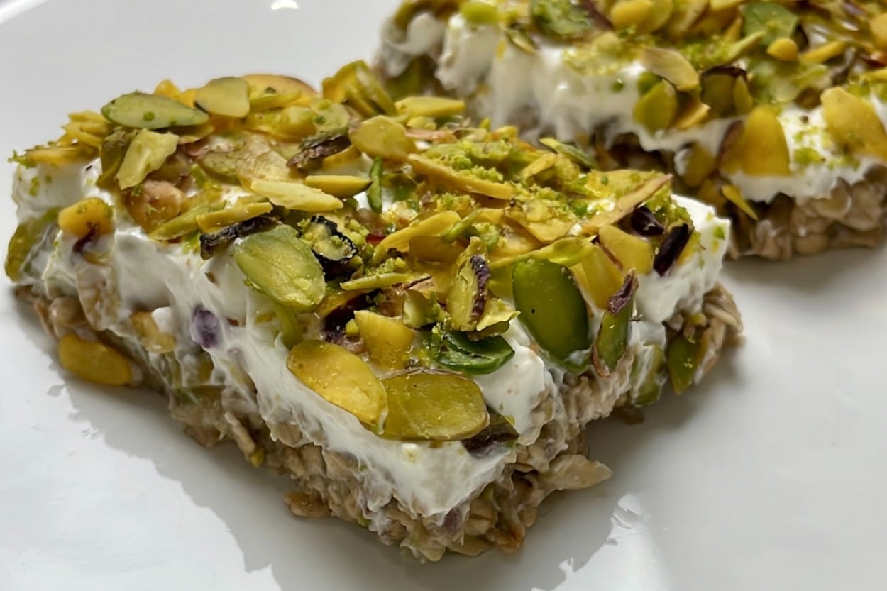 Hızlı ve Masum: Pişmeyen Fıstıklı Fit Cheesecake