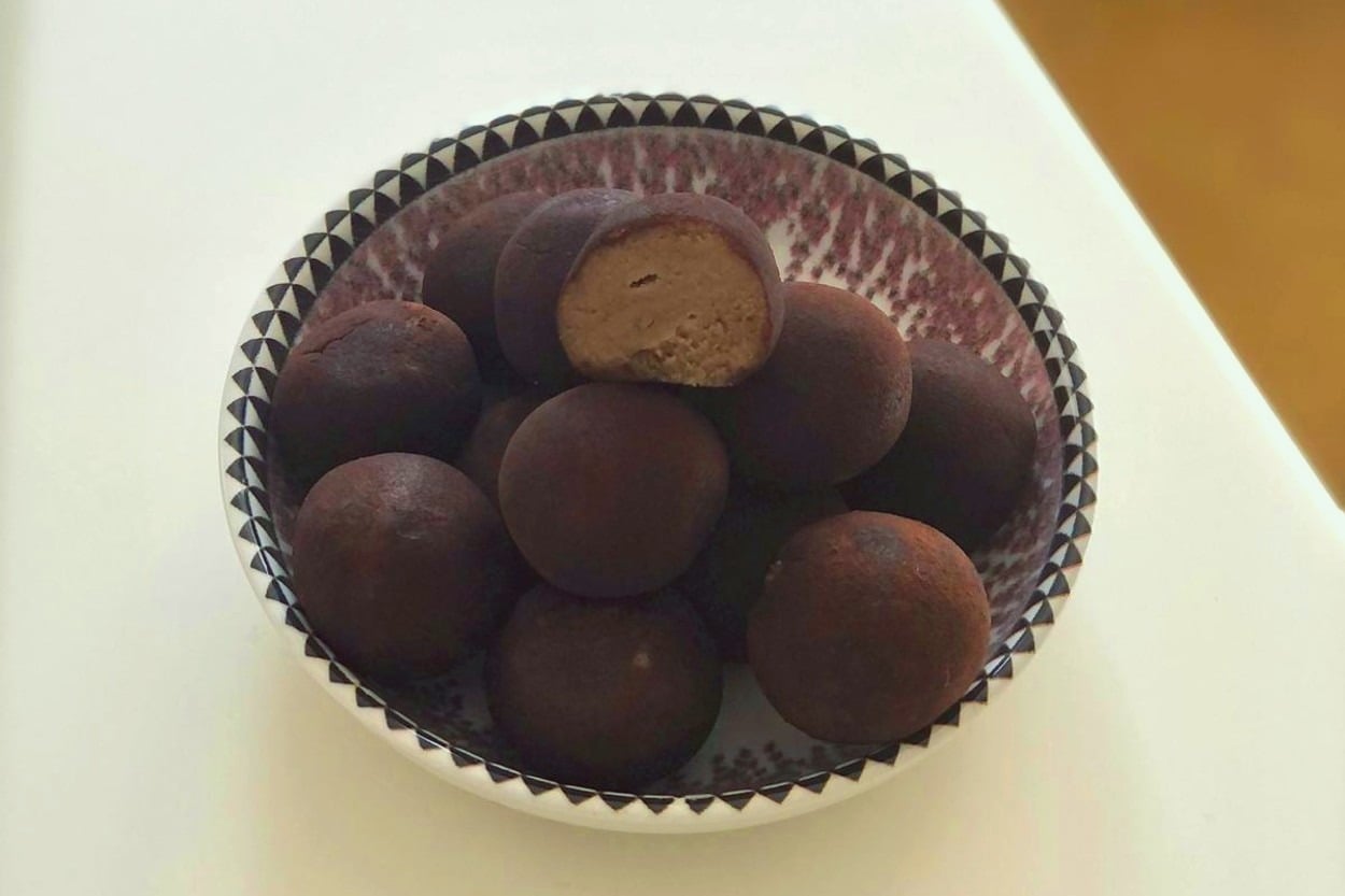 Kahve Eşlikçisi: Tiramisu Topları