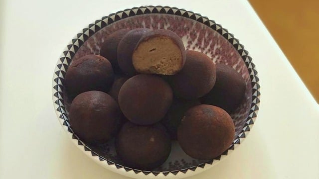 Kahve Eşlikçisi: Tiramisu Topları