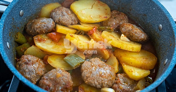 kofte-patates-yemegi-asama-7