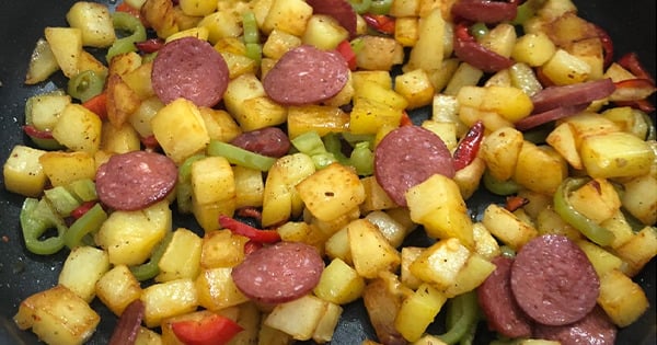 sucuklu-patates-tava-3