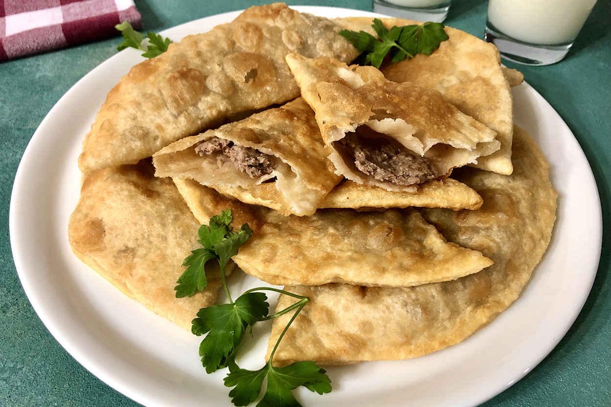 Tam Ölçülü: Çi Börek