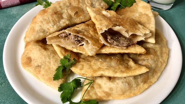 Tam Ölçülü: Çi Börek
