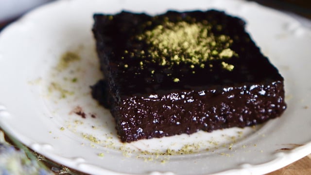 Lezzeti Sosunda Gizli: Kolay Islak Kek
