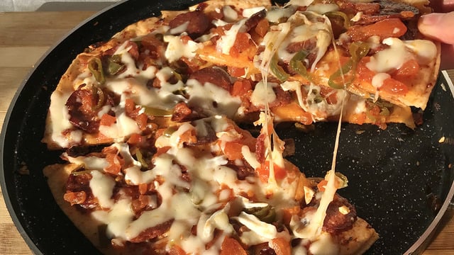 10 Dakikada Hazır: Pratik Lavaş Pizza