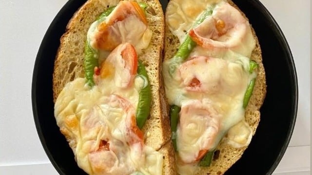 Pratik Kahvaltılık: Pizza Ekmek