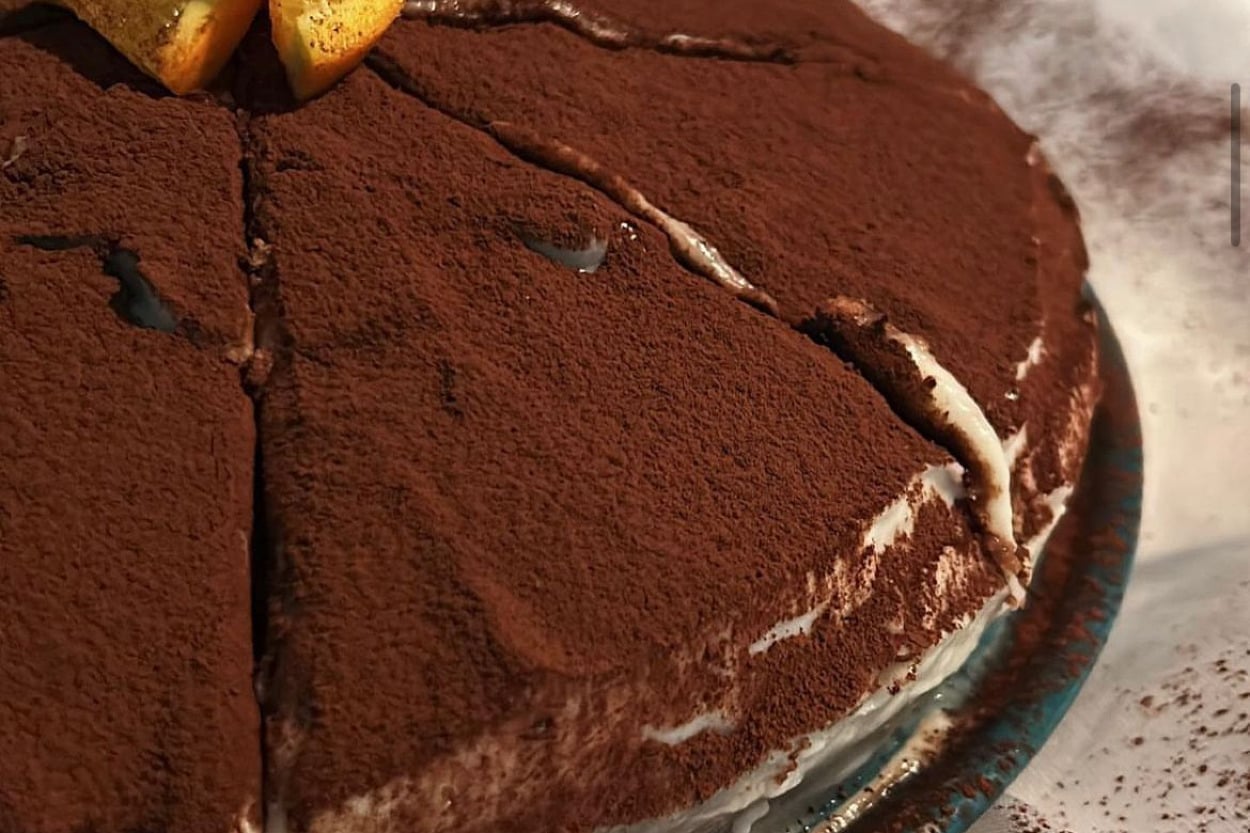 Hazır Pandispanyadan: Kolay Tiramisu