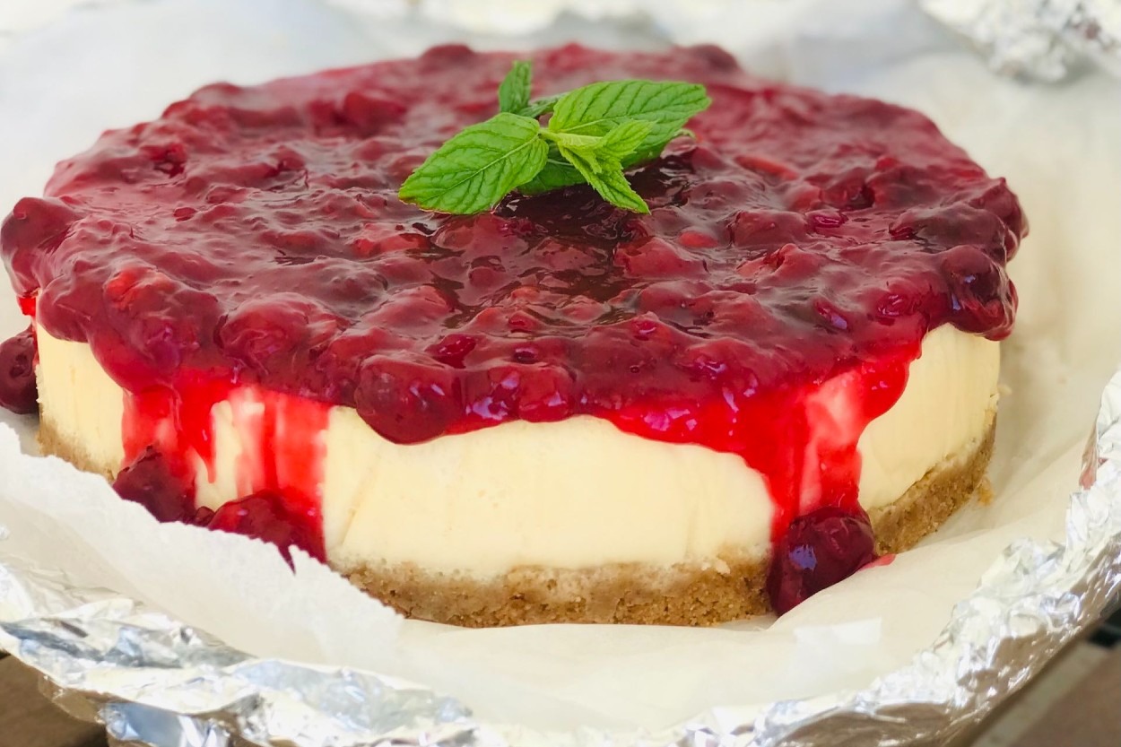 Denemeyen Pişman: Vişne Soslu Cheesecake