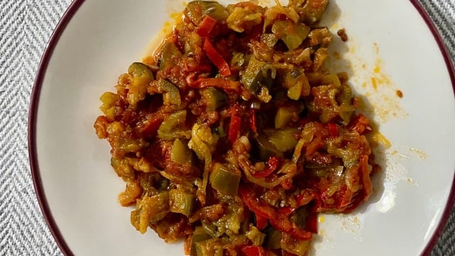 Yanına da Pilav: Patlıcan Yemeği