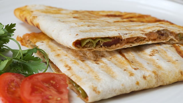 Bildiğiniz Tostlara Benzemez: Lavaş Tost