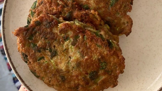 Evdeki Malzemelerle: Kolay Kabak Mücver