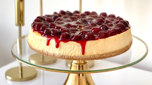 Tüm Püf Noktalarıyla: Çatlamayan Vişneli Cheesecake