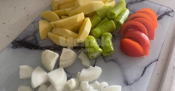 tencerede-kofte-patates-yemegi3