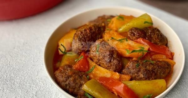 tencerede-kofte-patates-yemegi8
