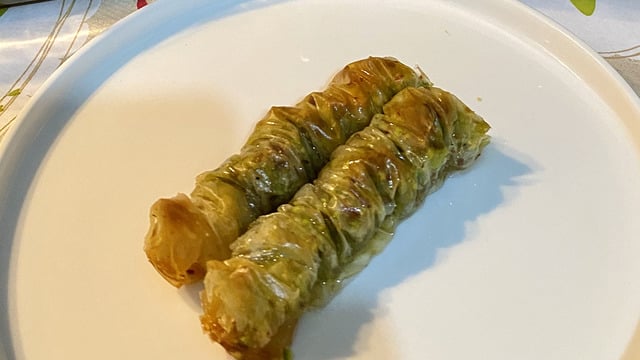 Şık Sunumlu: Büzme Baklava