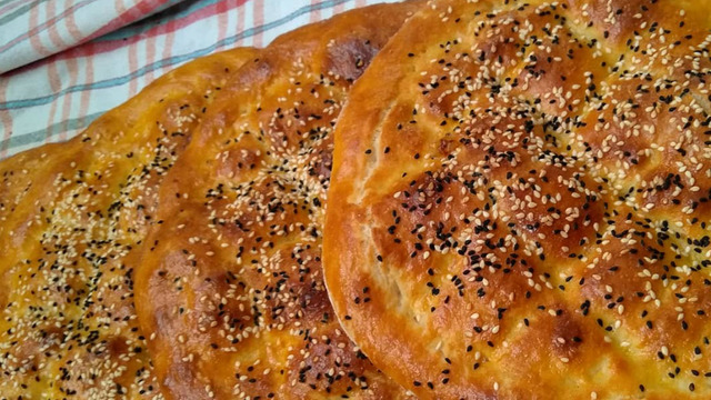 Sofralar Şenlensin: Evde Ramazan Pidesi