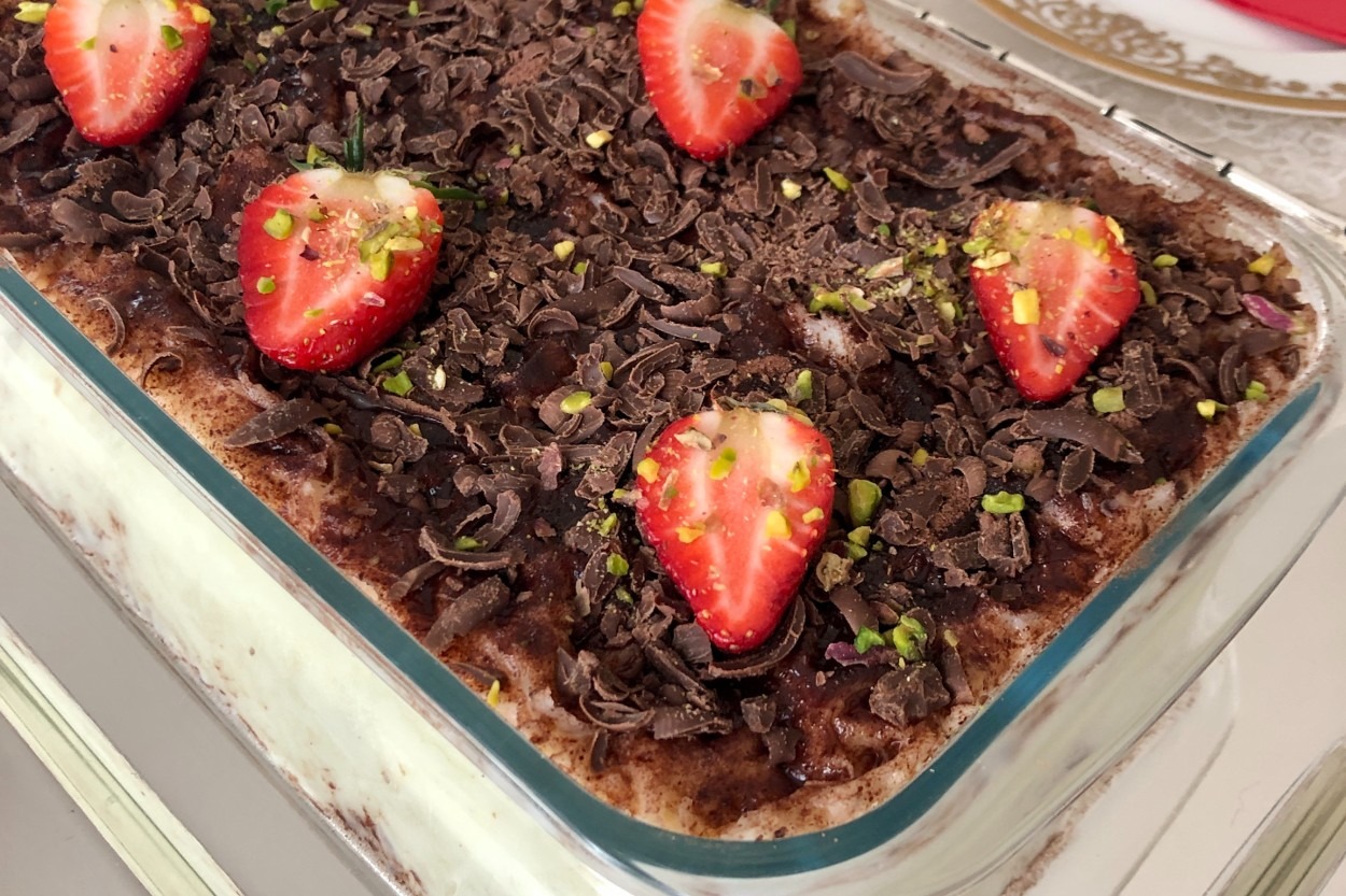 Çikolatalı Cevizli: Soğuk Baklava Tadında Güllaç