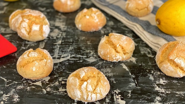Hem Suyu Hem Kabuğuyla: Limonlu Kurabiye