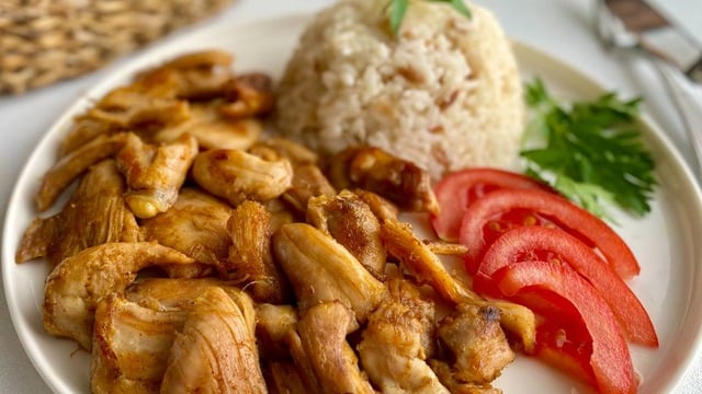 Kendi Suyuyla Pişer: Tavuk Tandır