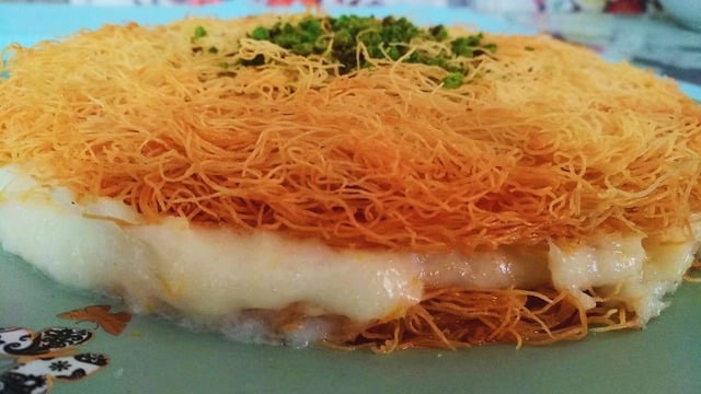 Pratik ve Lezzetli: Muhallebili Kadayıf Sandviç