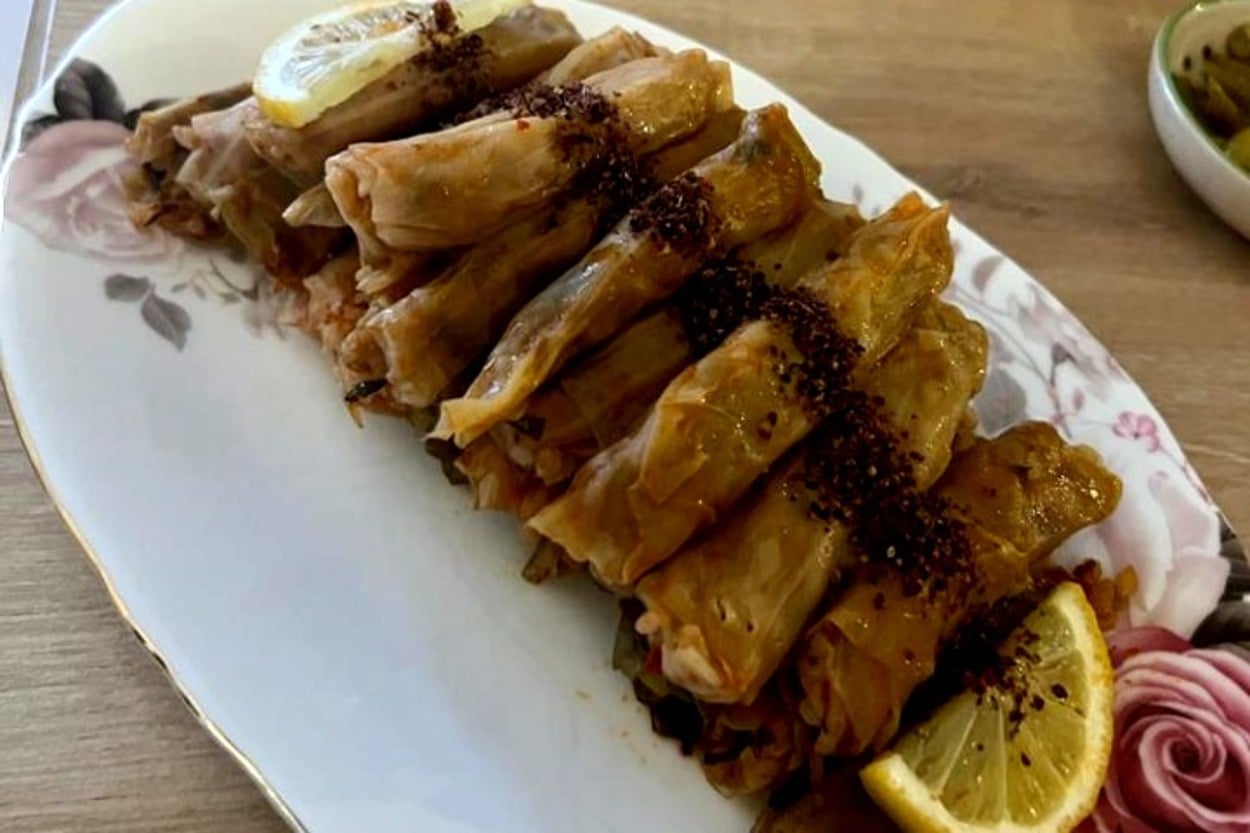 Pişerken Dağılmaz: Etli Lahana Sarması