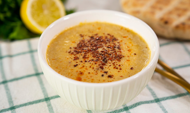 En Kolay Haliyle: İki Kişilik Mercimek Çorbası