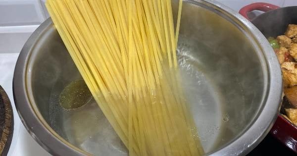 tavuklu-spagetti-4