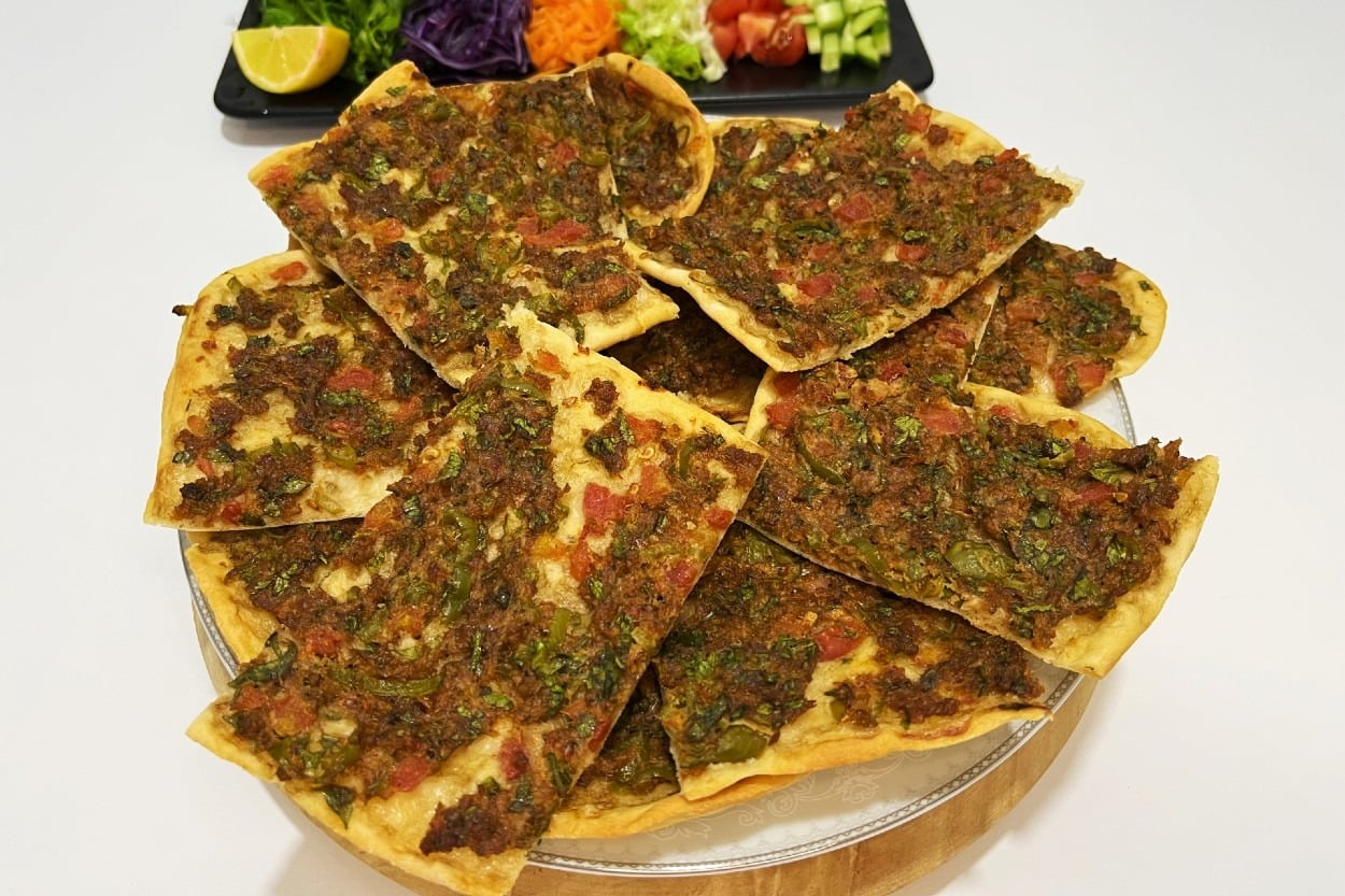 Konya Usulü: Etli Ekmek