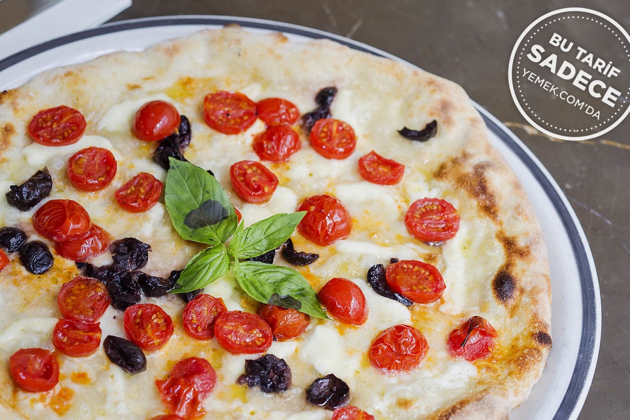 Mezzaluna'dan: Pizza Bufala
