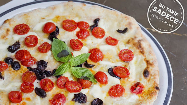 Mezzaluna'dan: Pizza Bufala