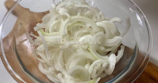 bezirgan-salatasi2