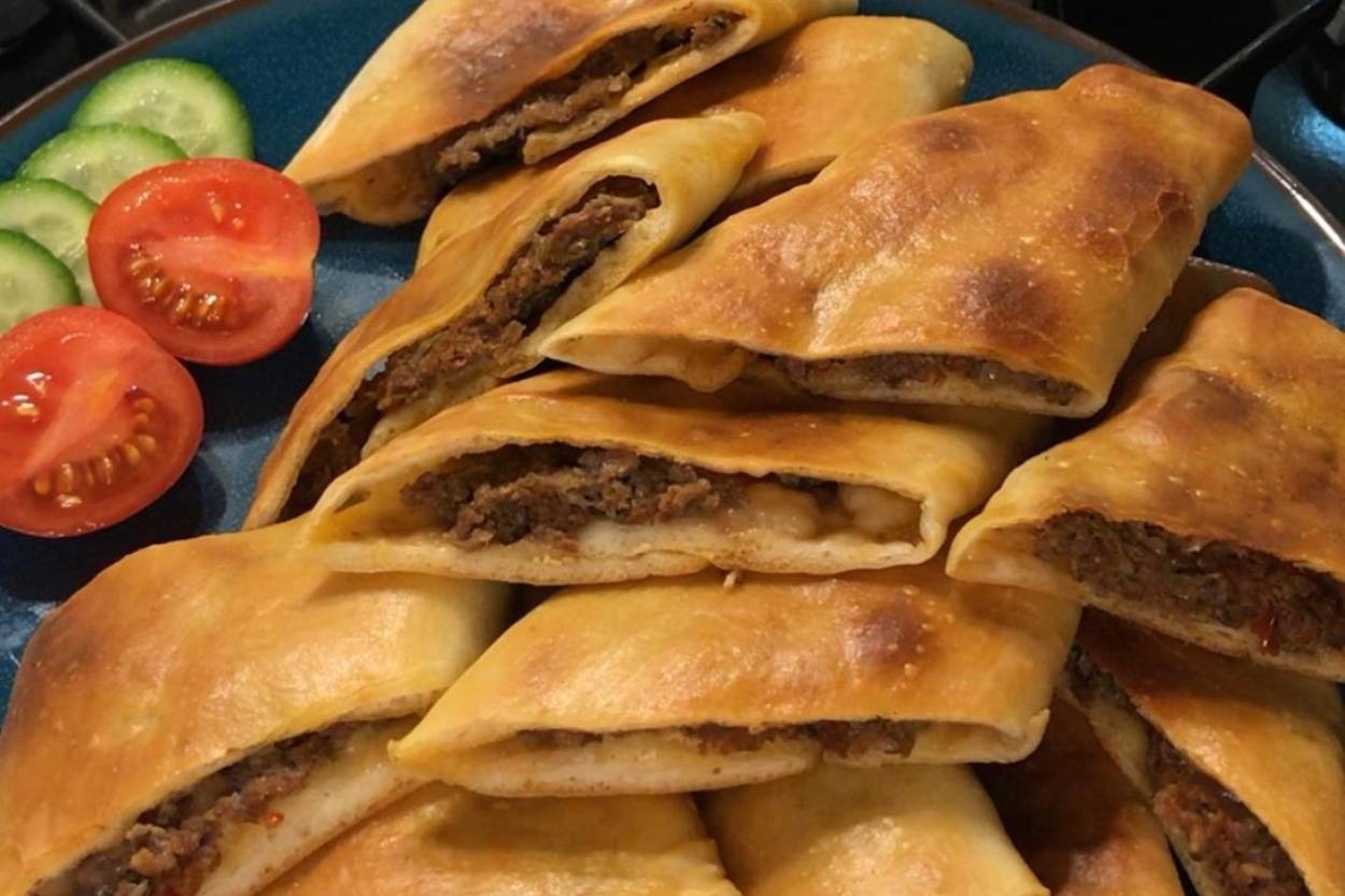 Aşırı Lezzetli Olacak: Kıymalı Kır Pidesi