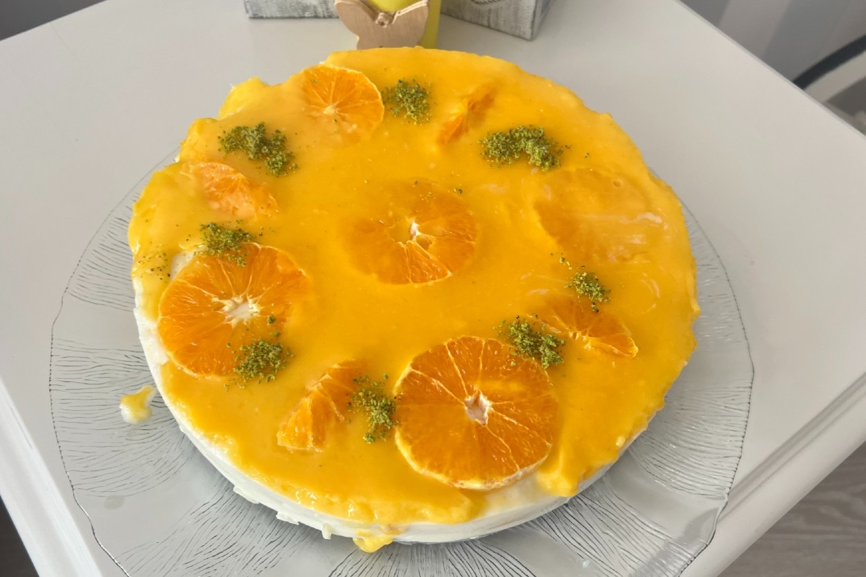 Çok da Hafif: Portakallı Kedidilli Pasta