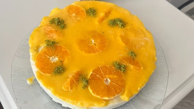 Çok da Hafif: Portakallı Kedidilli Pasta