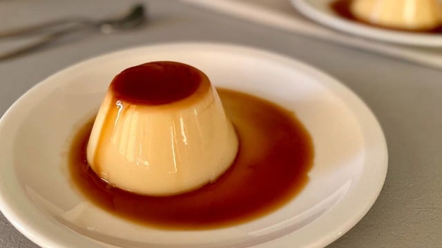 Mükemmel Kıvamda: 1 Yumurtayla Krem Karamel